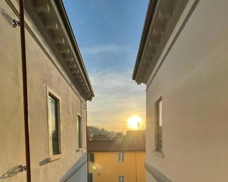 Sh Accademia Aparthotel Carrara