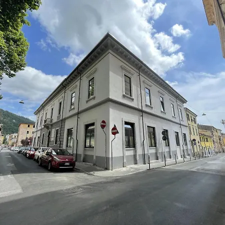 Sh Accademia * Carrara